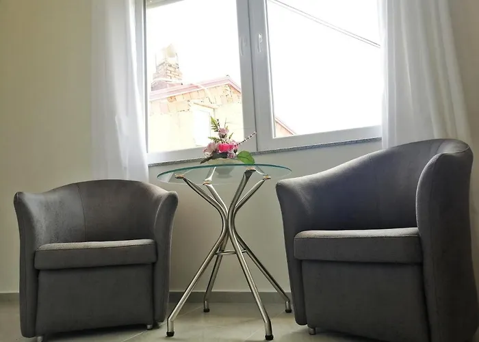 Redex Apartments