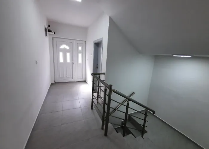 Redex Apartments