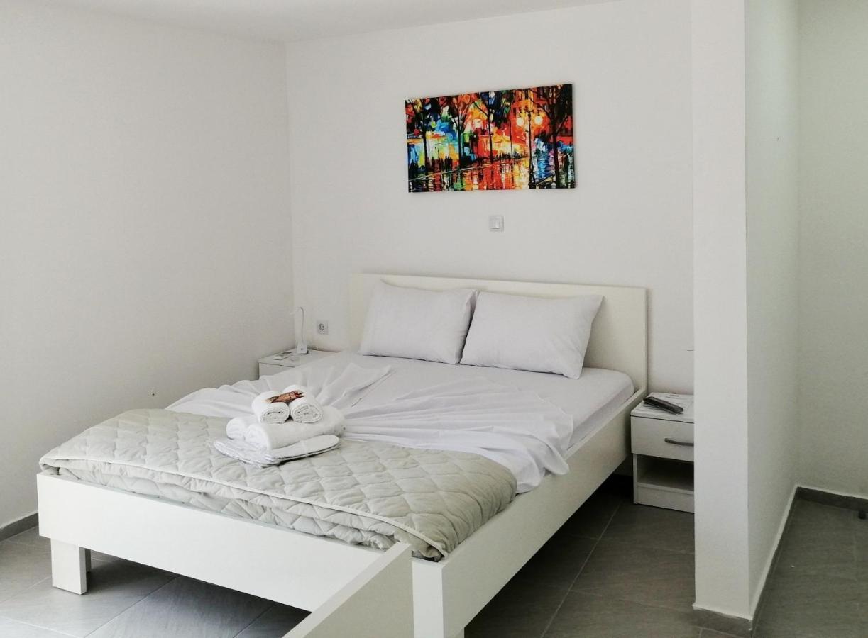 Redex Apartment *